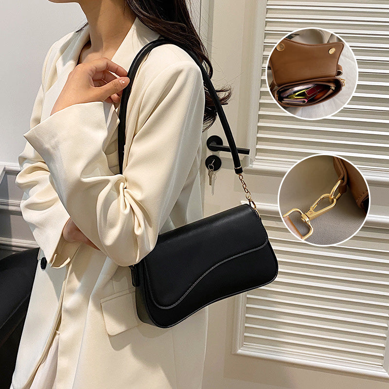 Fashionable retro women's shoulder bag