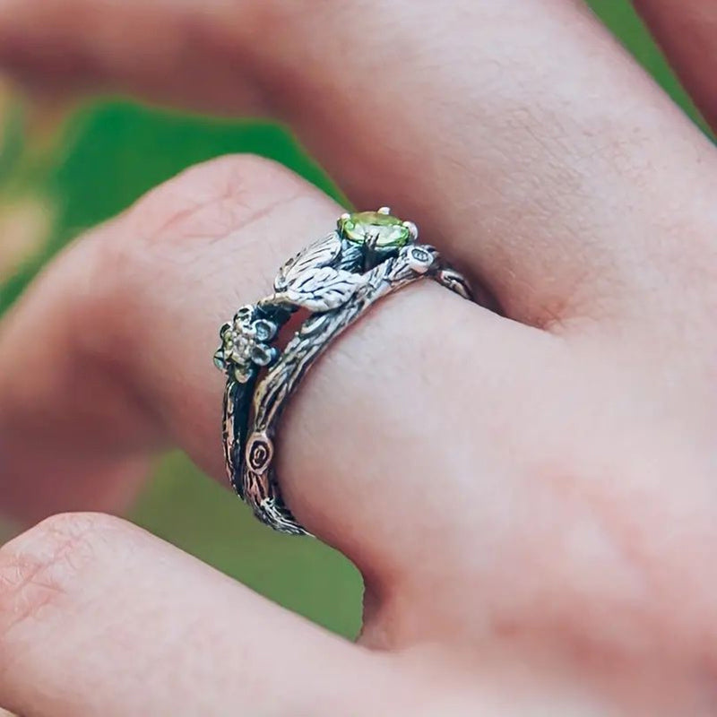 Vintage Leaf Ring