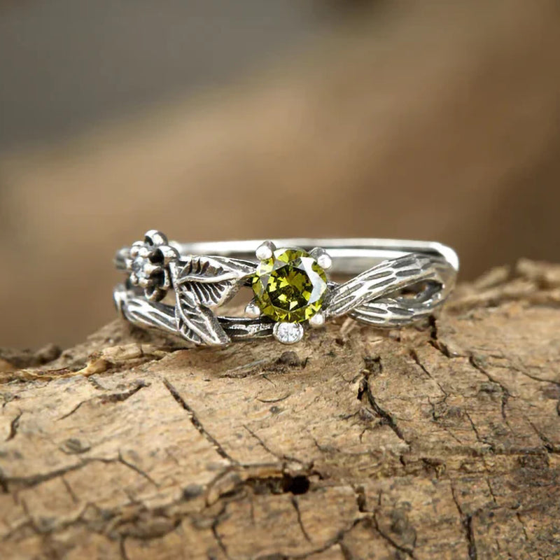 Vintage Leaf Ring