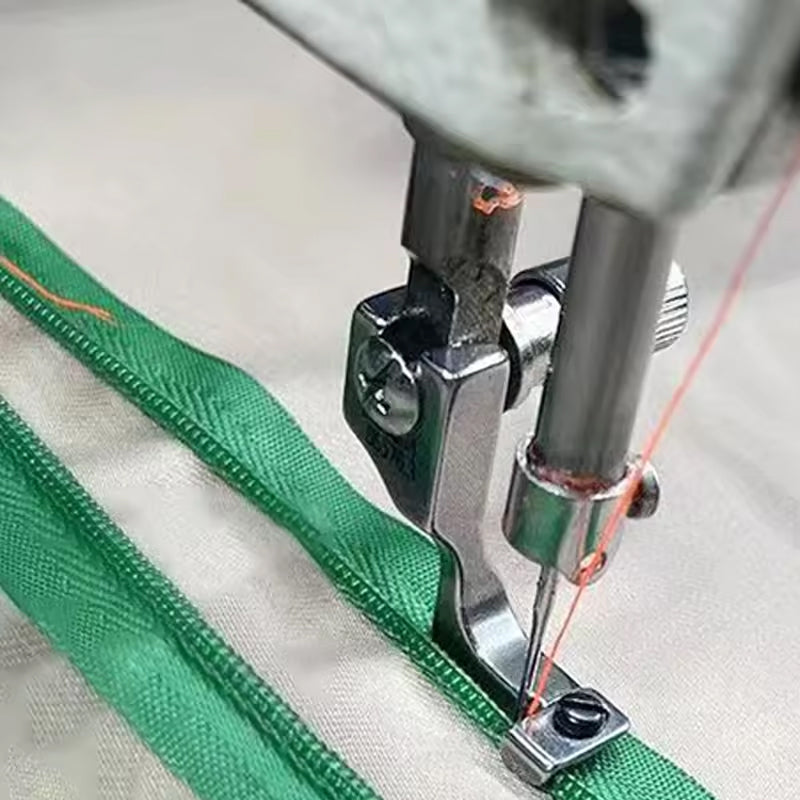 Adjustable invisible zipper guide foot for sewing machine