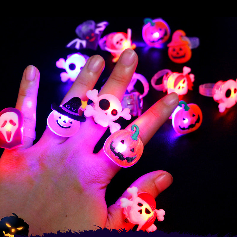 Luminous Halloween Rings & Brooches